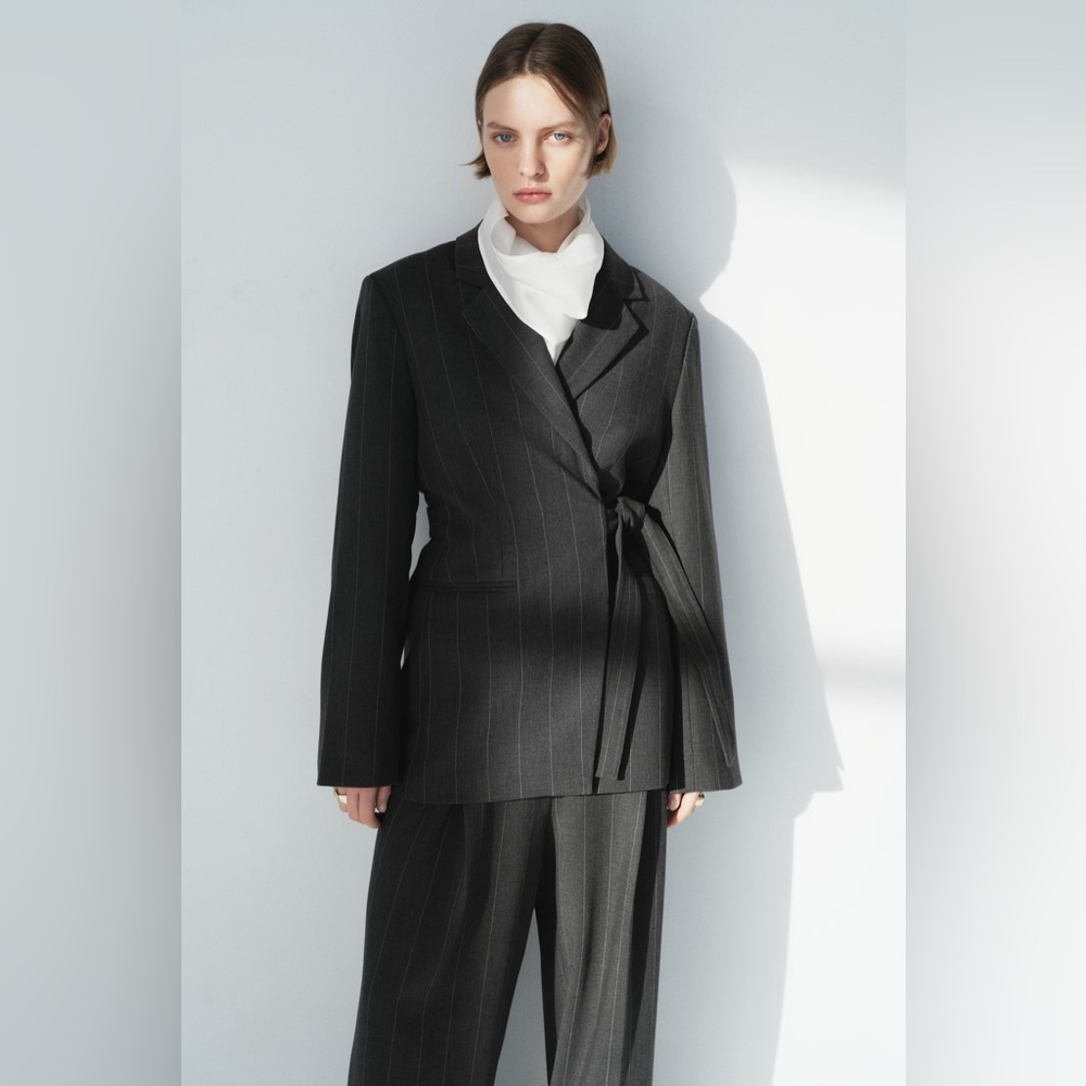 NWT H&M Wrap-Front Jacket in Dark Gray/Pinstriped
